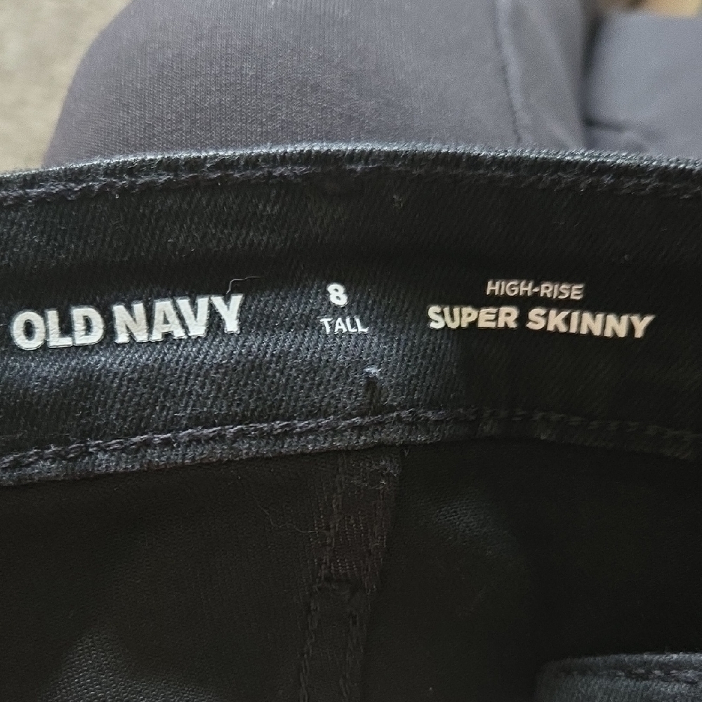 Old Navy High-Rise Super Skinny Pants - Black